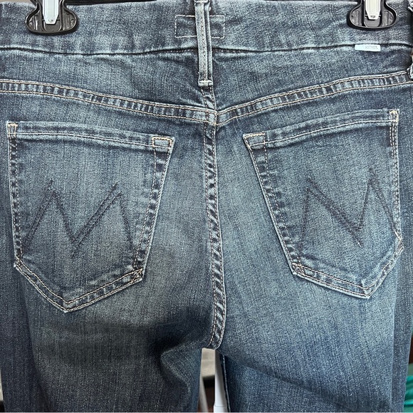 MOTHER The Looker Crop Jeans SZ 26 On the Edge Wash Skinny Classic Casual - Picture 6 of 10